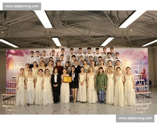 山东大学合唱比赛精彩上演 多彩歌声汇聚校园魅力展示学子风采 山东大学合唱比赛精彩上演 多彩歌声汇聚校园魅力展示学子风采