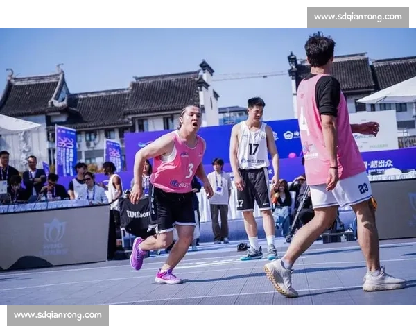 无锡篮球赛精彩纷呈 各队激烈角逐展现高水平竞技风采 无锡篮球赛精彩纷呈 各队激烈角逐展现高水平竞技风采